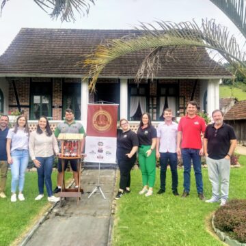 Olho Embutidos e cuca de Linguiça Blumenau são tema de matéria para o Globo Rural