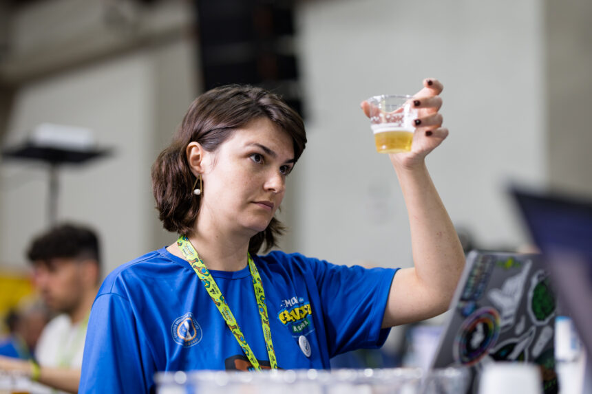 Concurso Brasileiro de Cervejas bate novo recorde no número de amostras e cervejarias inscritas