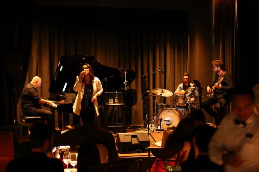 Cristofori Piano Bar, na Praia Brava, terá programação de Carnaval