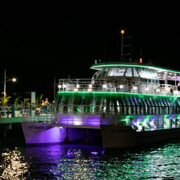 Katamarã III, uma experiência única em Florianópolis Katamarã III, uma experiência única em Florianópolis