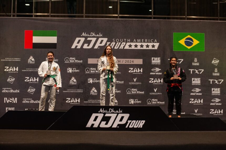 Adolescente de Santa Catarina é bicampeã sul-americana de jiu-jitsu no Abu Dhabi AJP Tour South America