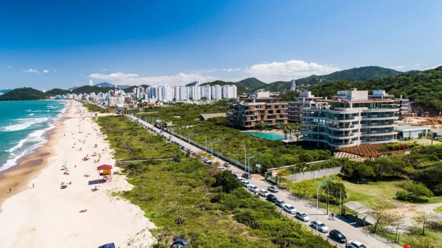 Praia Brava vive tendência dos Home Clubs