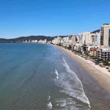 Itapema já sente impactos da obra de alargamento da praia 