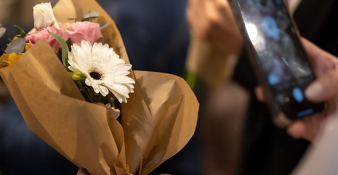 Workshop Flower Bar, no Balneário Shopping irá desvendar a magia das flores