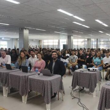 Junior Achievement celebra 27º aniversário em Santa Catarina