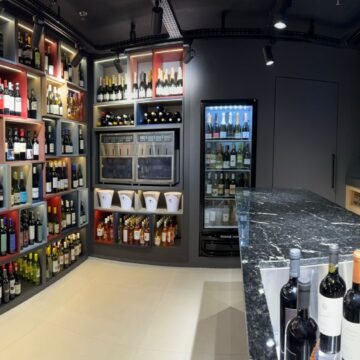 The Wine Pub abre no Balneário Shopping