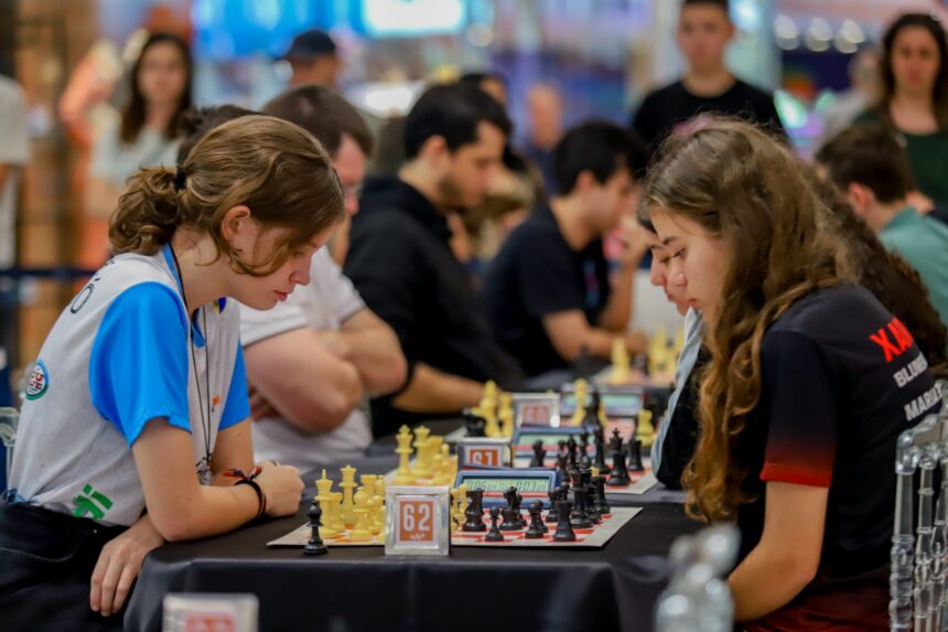 Norte Shopping recebe terceira etapa do Torneio de Xadrez de Blumenau Norte Shopping recebe terceira etapa do Torneio de Xadrez de Blumenau