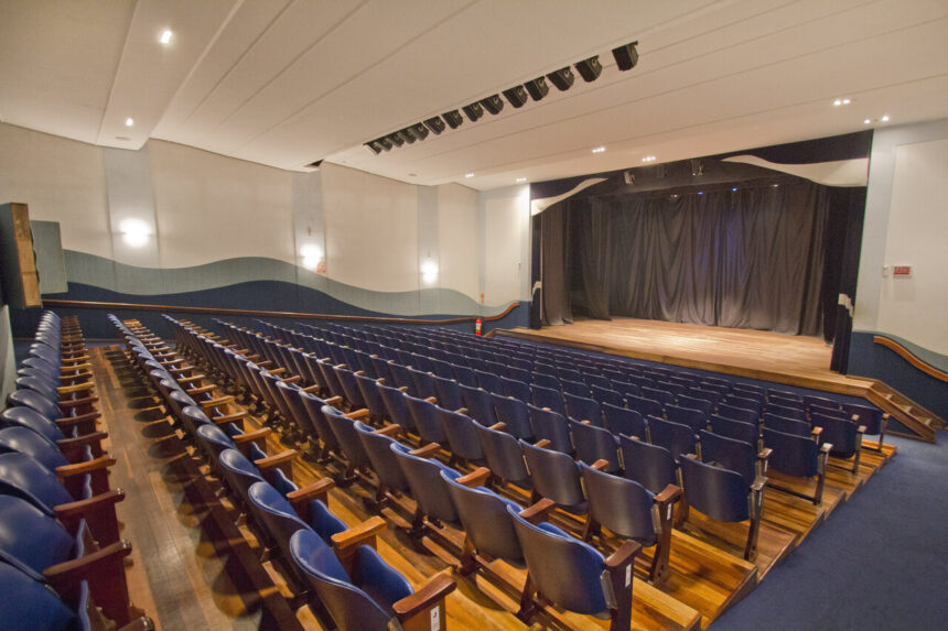 Teatro Carlos Gomes promove seminário para apresentar novos projetos arquitetônicos Teatro Carlos Gomes promove seminário para apresentar novos projetos arquitetônicos