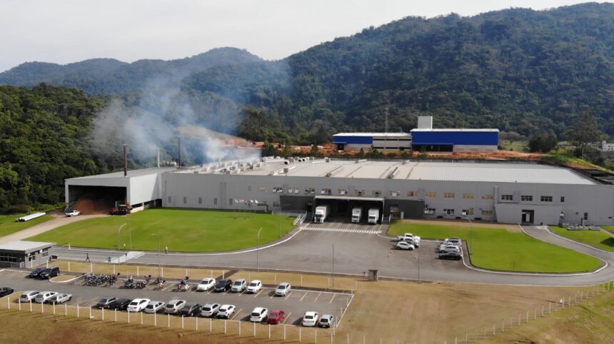 Huvispan Têxtil apresenta produções para a indústria têxtil em feiras de destaque no setor