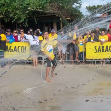 Saragaço celebra temporada de pesca da tainha com grande festa em Bombinhas