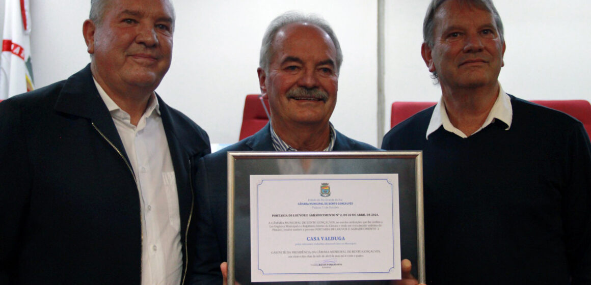 Grupo Famiglia Valduga recebe homenagem da Câmara Municipal de Vereadores de Bento Gonçalves 