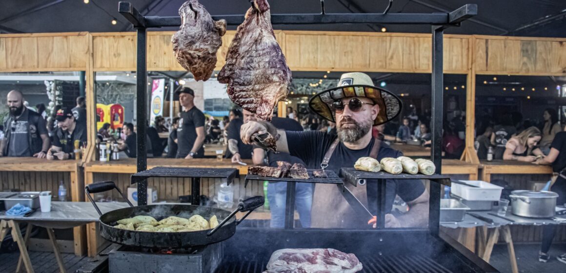 Festival de churrasco “Made in Fogo” terá mais de uma tonelada de carne em Blumenau