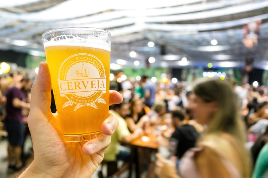 Festival Brasileiro da Cerveja terá 250 cervejarias e formato inédito em Blumenau