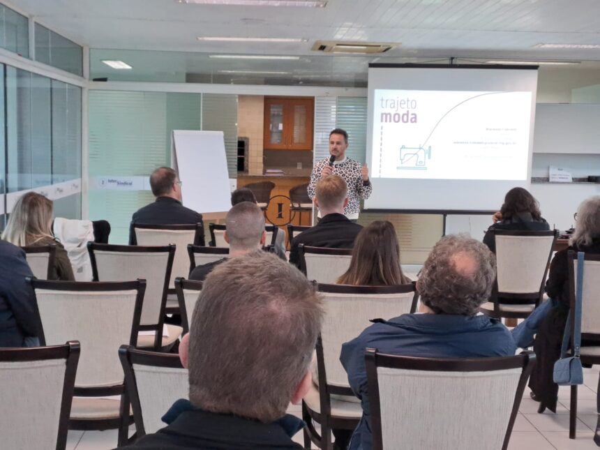 Workshop em Itajaí aponta caminhos para internacionalização da indústria têxtil catarinense