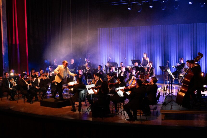 Nova orquestra brasileira estreia com salas lotadas em Florianópolis e Joinville Nova orquestra brasileira estreia com salas lotadas em Florianópolis e Joinville