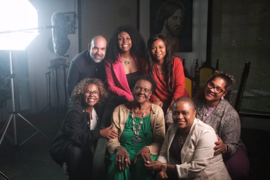 A mulher negra no samba joinvilense e suas várias contribuições para a sociedade são retratados em documentário