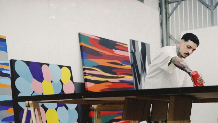 ZAH Empreendimentos realiza a exposição “Blooms” do artista plástico catarinense Raffael Fernandes