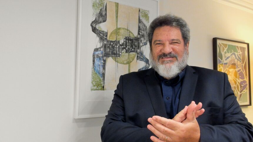 Filósofo Mario Sergio Cortella palestrará em evento em Balneário Camboriú