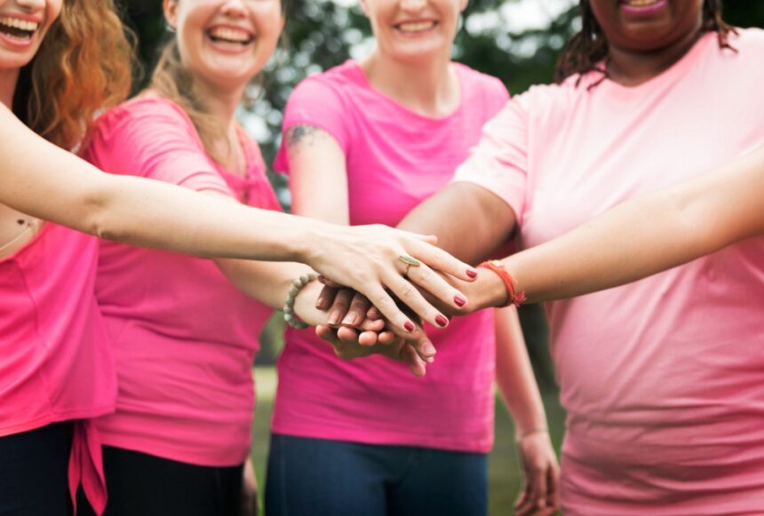 OUTUBRO ROSA ALERTA PARA PREVENÇÃO DO CÂNCER DE MAMA