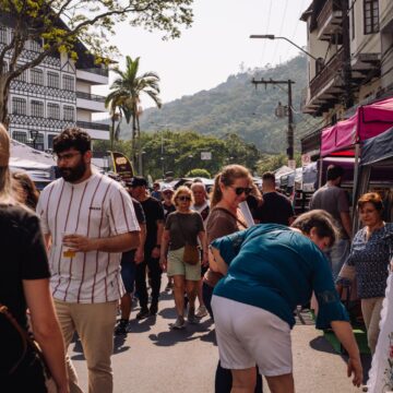 Marcas autorais, música, exposições e oficinas movimentam a Feira da Estação