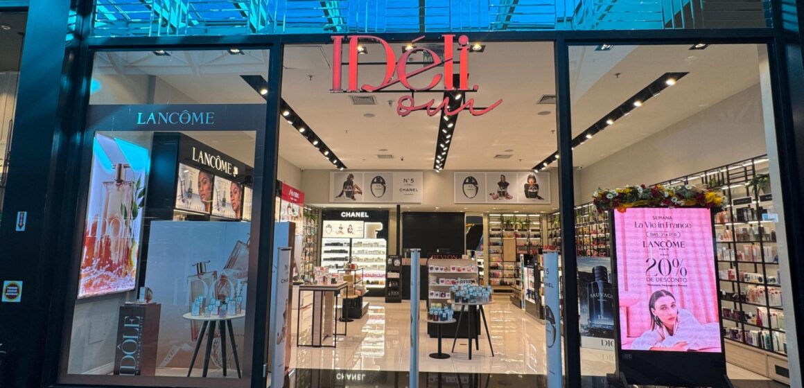 Loja Idéli.Oui do Neumarkt Shopping promove evento exclusivo Lancôme