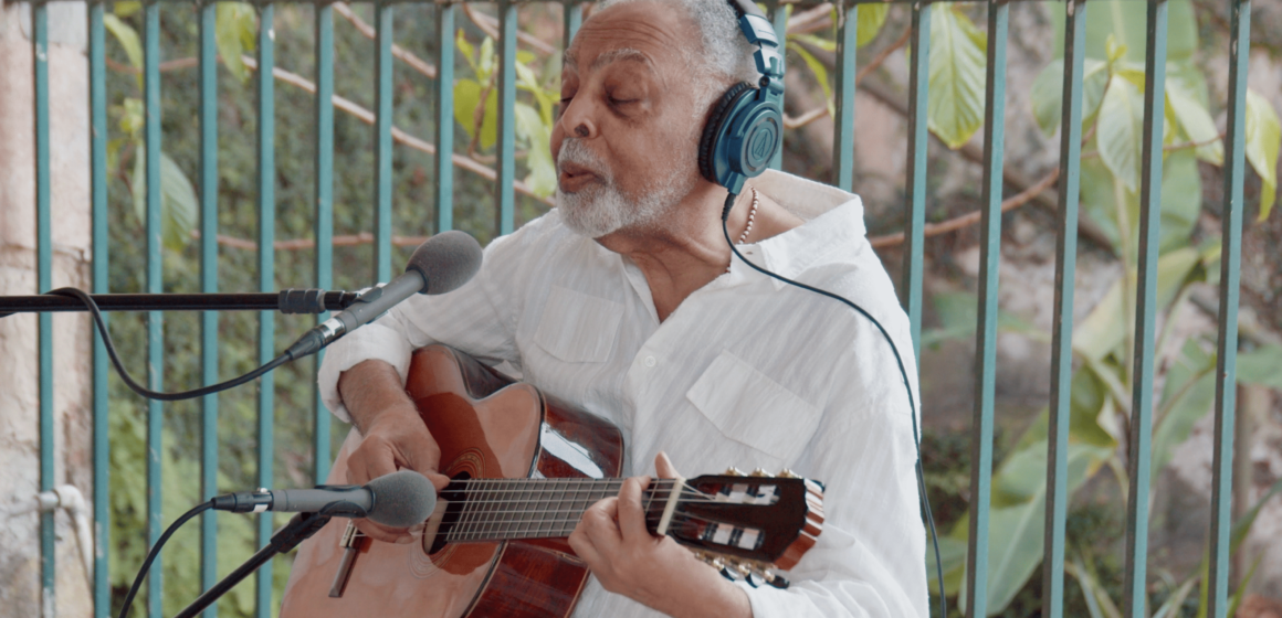 Playing For Change Foundation lança “No Woman No Cry”, com a participação de Gilberto Gil