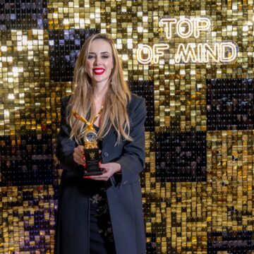 CEO da Kohll Beauty recebe prêmio de “Melhor CEO do segmento cosmético” em premiação na Inglaterra