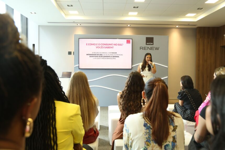 Avon desembarca em Florianópolis para apresentar novidades de sua linha de cuidados para o rosto