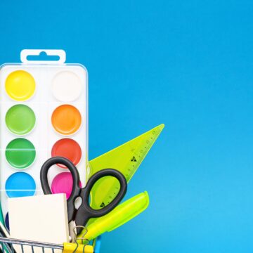 Impostômetro: materiais escolares poderiam custar até 39% menos