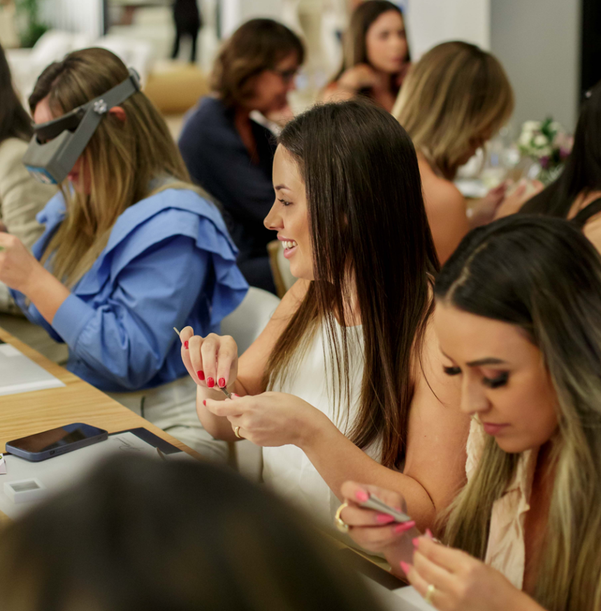 Joias que contam histórias: a celebração do fazer feminino na ContTi  Home Design