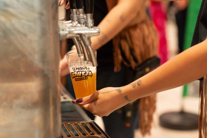 Concurso Brasileiro de Cervejas Brasil premia as melhores da sua categoria, em Balneário Camboriú