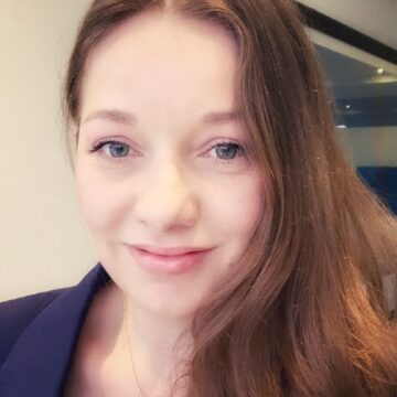 Elisa Marchi: A Arte de Calçar Sonhos, da Timidez à Alta Moda