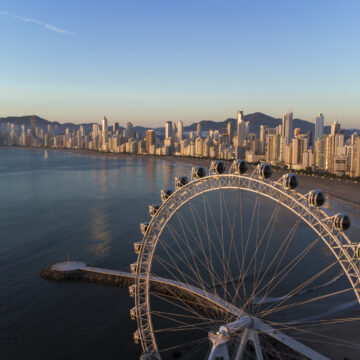 Balneário Camboriú “fura a bolha” e entra no radar dos ultrarricos com imóveis de até R$ 200 milhões