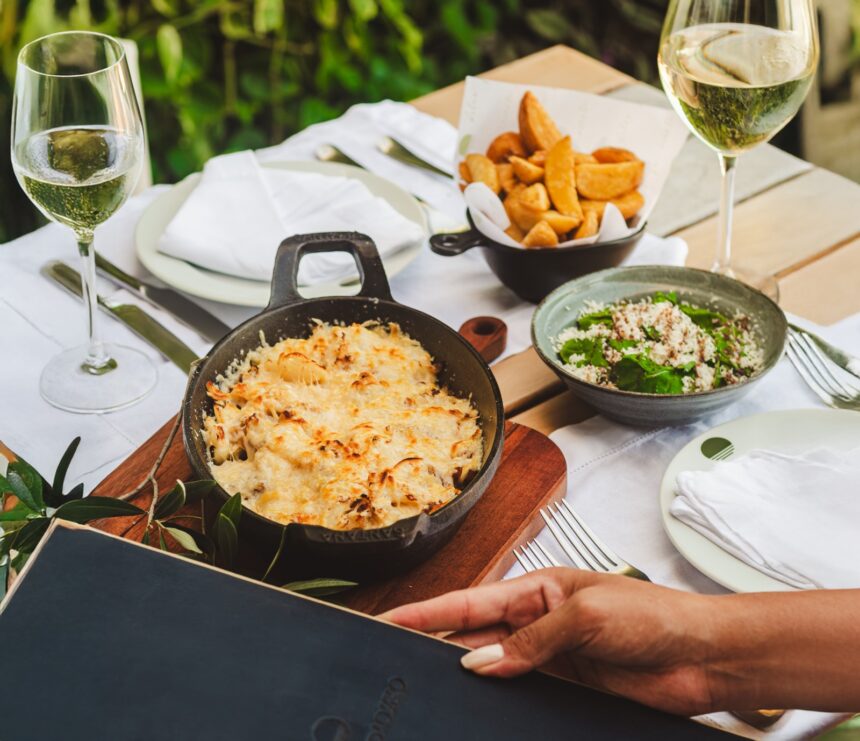 Aprenda a receita de bacalhau às natas do Chef Duba, sucesso gastronômico no Sul do país Aprenda a receita de bacalhau às natas do Chef Duba, sucesso gastronômico no Sul do país
