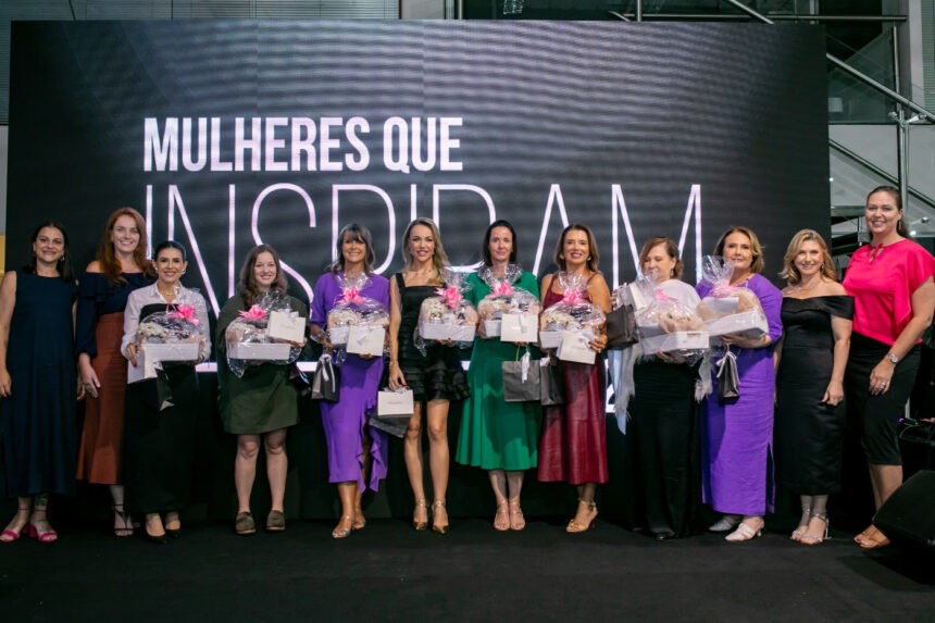 Projeto Mulheres que Inspiram reúne centenas de empreendedoras em Blumenau