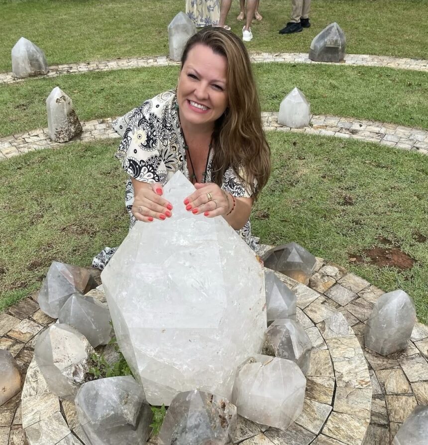 Título Ambientes que curam: o trabalho de referência Fisioterapeuta integrativa Lenita Palavro