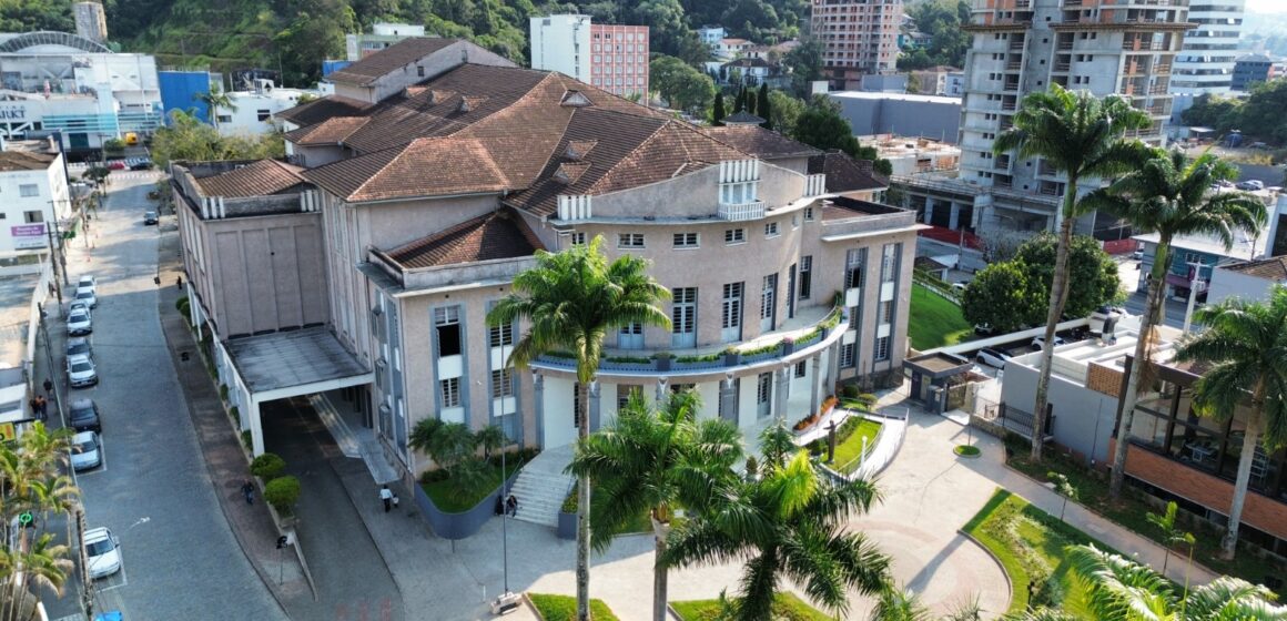 Teatro Carlos Gomes anuncia integrantes da nova gestão da Sociedade