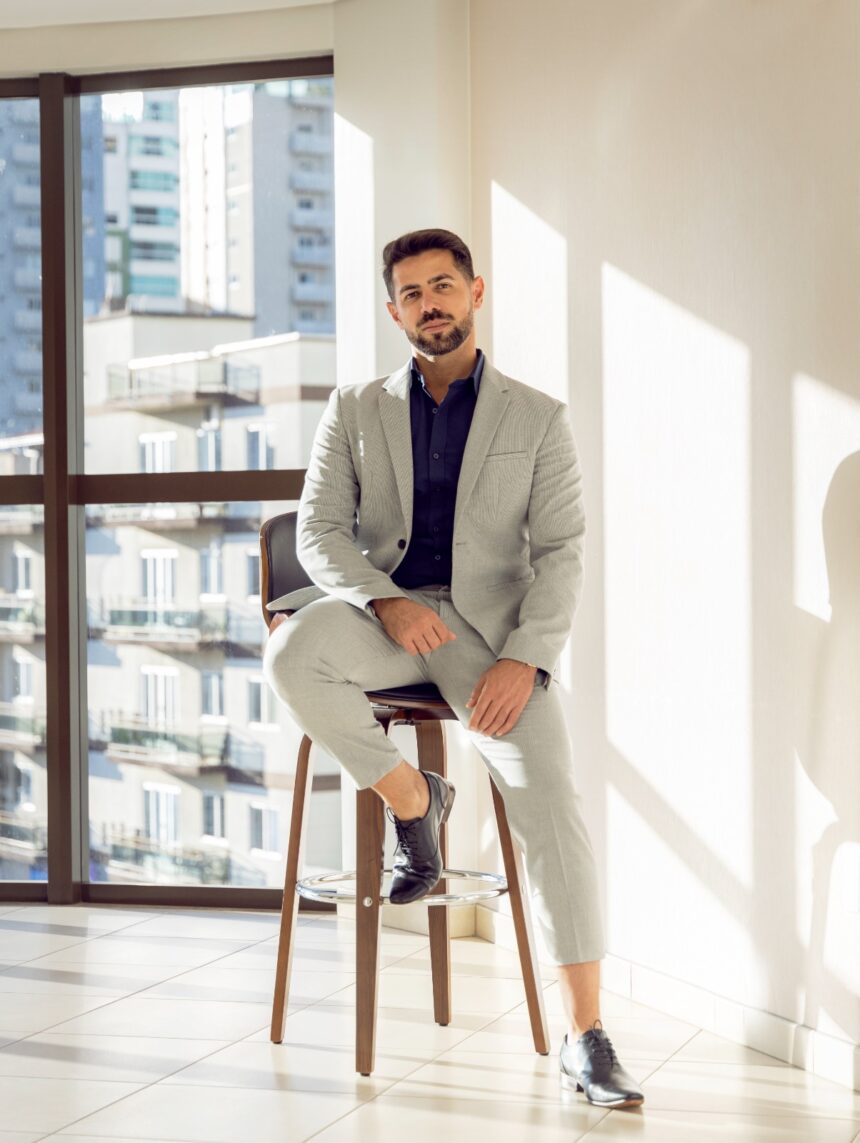 Conheça o corretor de imóveis de luxo que já vendeu mais de meio bilhão de reais