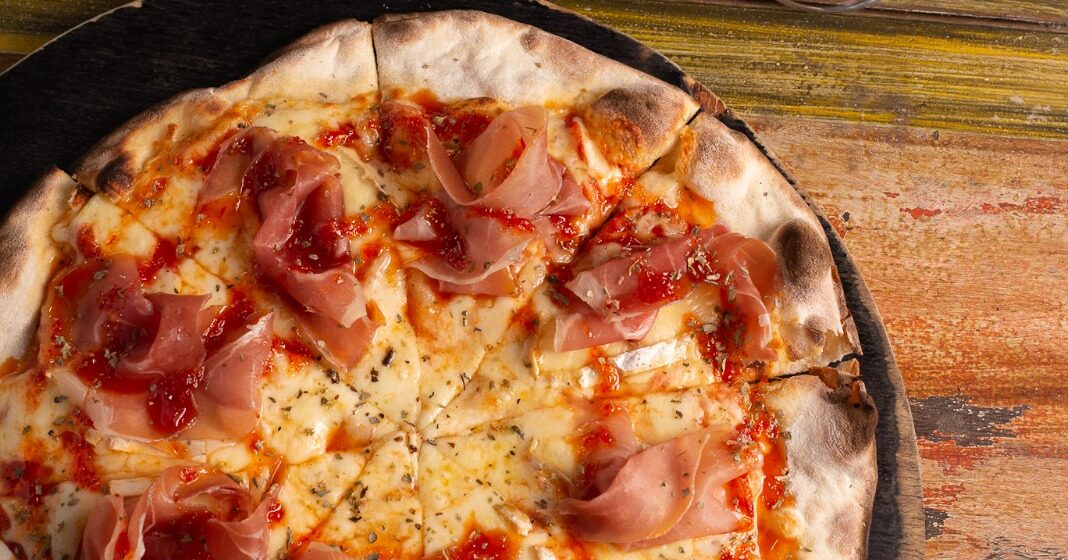 Pousada Estaleiro Guest House promove noite da pizza sob as estrelas