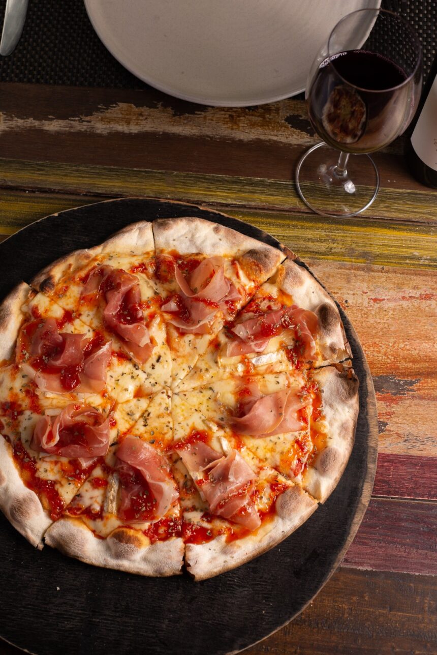 Pousada Estaleiro Guest House promove noite da pizza sob as estrelas