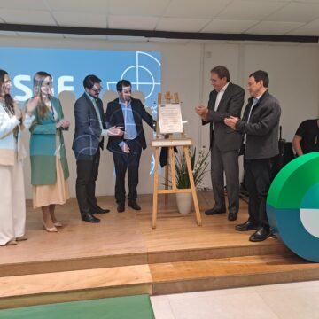 Escola SESI de Itajaí recebe certificação nacional de excelência em gestão escolar