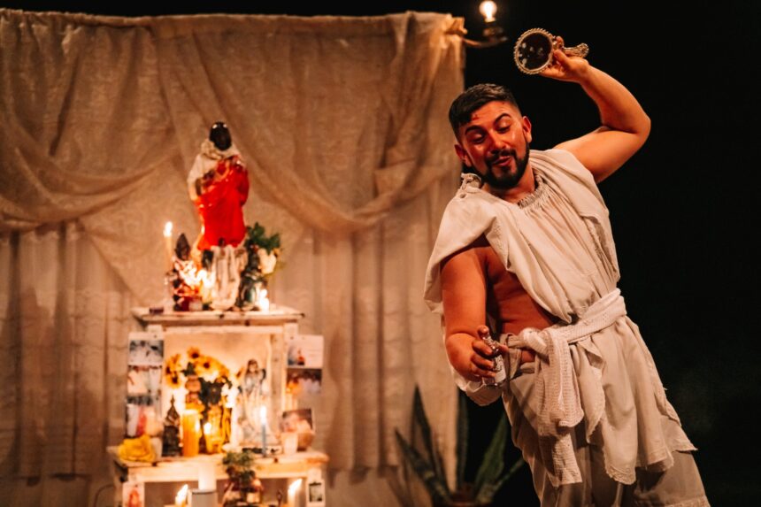 Peça de teatro que aborda religiões de matriz africana é apresentada em Itapema 