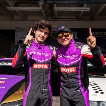 Piloto catarinense Juninho faz história ao competir na Fórmula Drift PRO-AM nos Estados Unidos