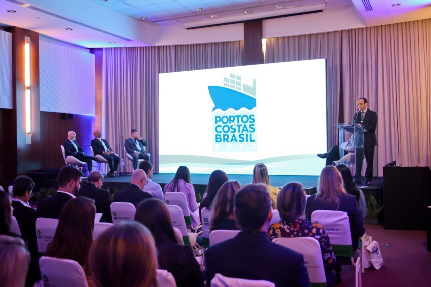 Portos & Costas Brasil 2025 discute entraves e soluções para os portos brasileiros