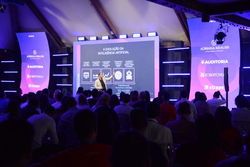 Evento reúne especialistas em tecnologia, economia e transformação digital em Blumenau
