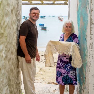Fotolivro documenta o trabalho das criveiras de Bombinhas