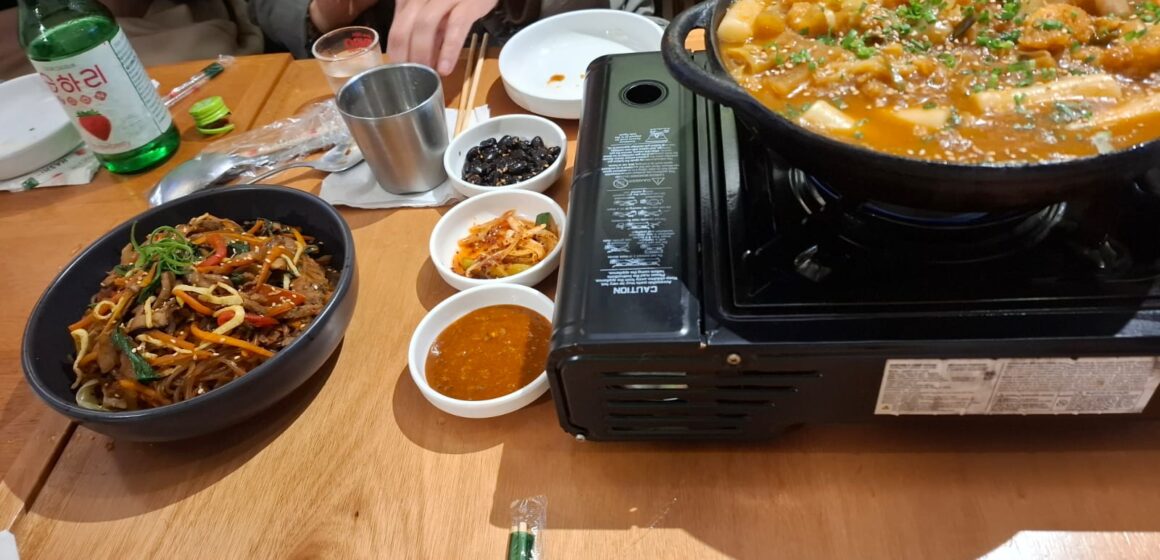 Almoço especial no DoshiraKorea para celebrar o Dia Internacional da Amizade