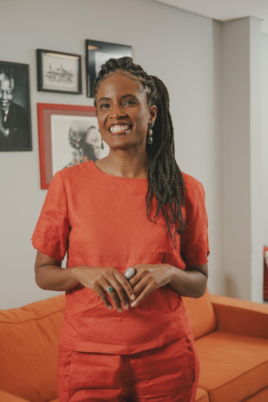 Djamila Ribeiro será palestrante de abertura do CONCARH 2025
