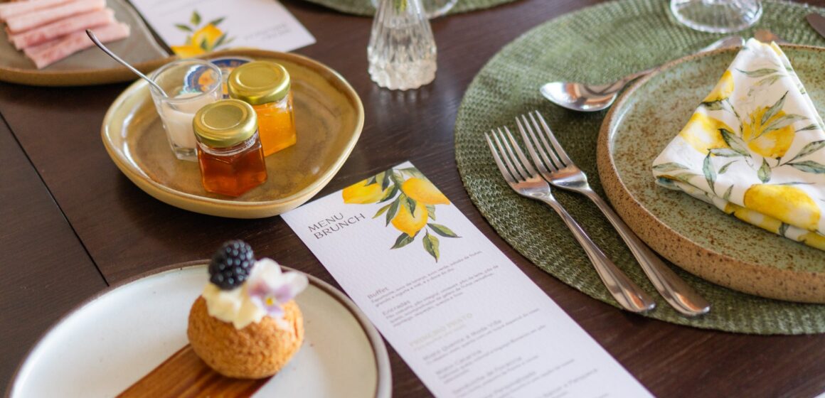 Brunch à beira-mar no Villa d’Ozio é opção para celebrar o Dia dos Pais