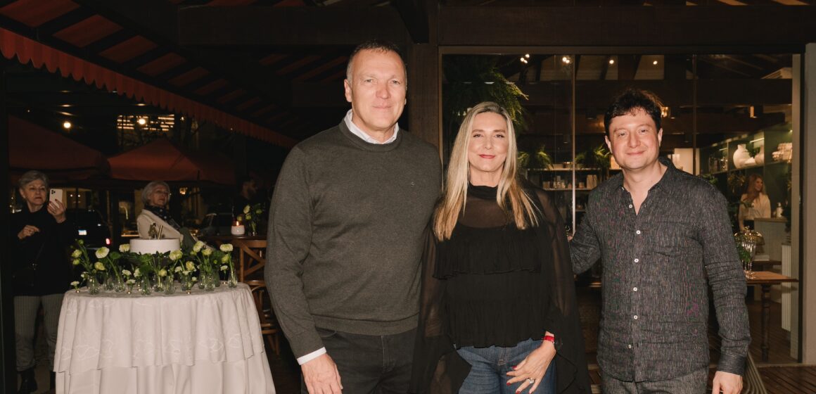 Espetáculo “Falando de Amor” comemorou os 24 anos do Shopping Casa & Design